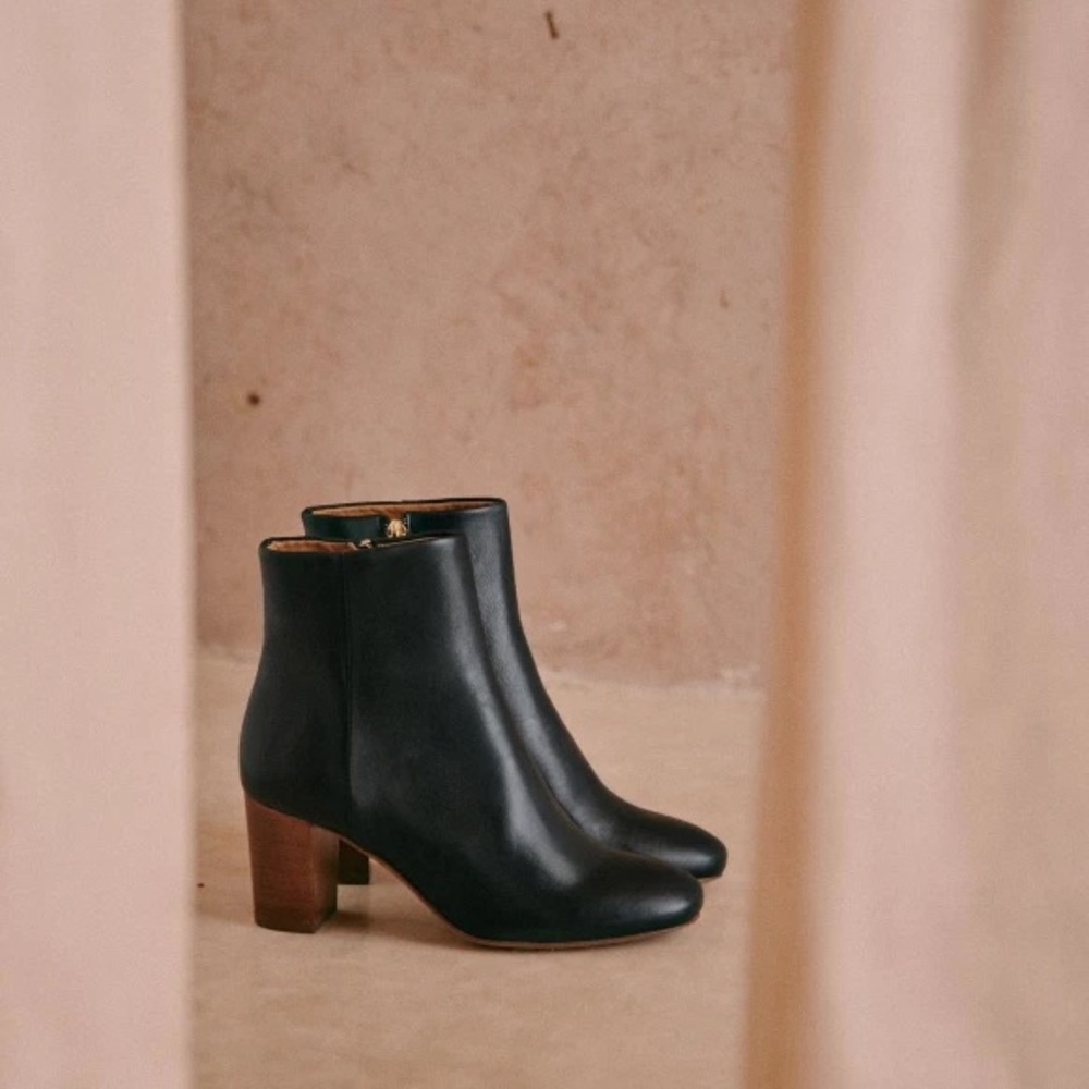 Sezane Lea Ankle Boot Black